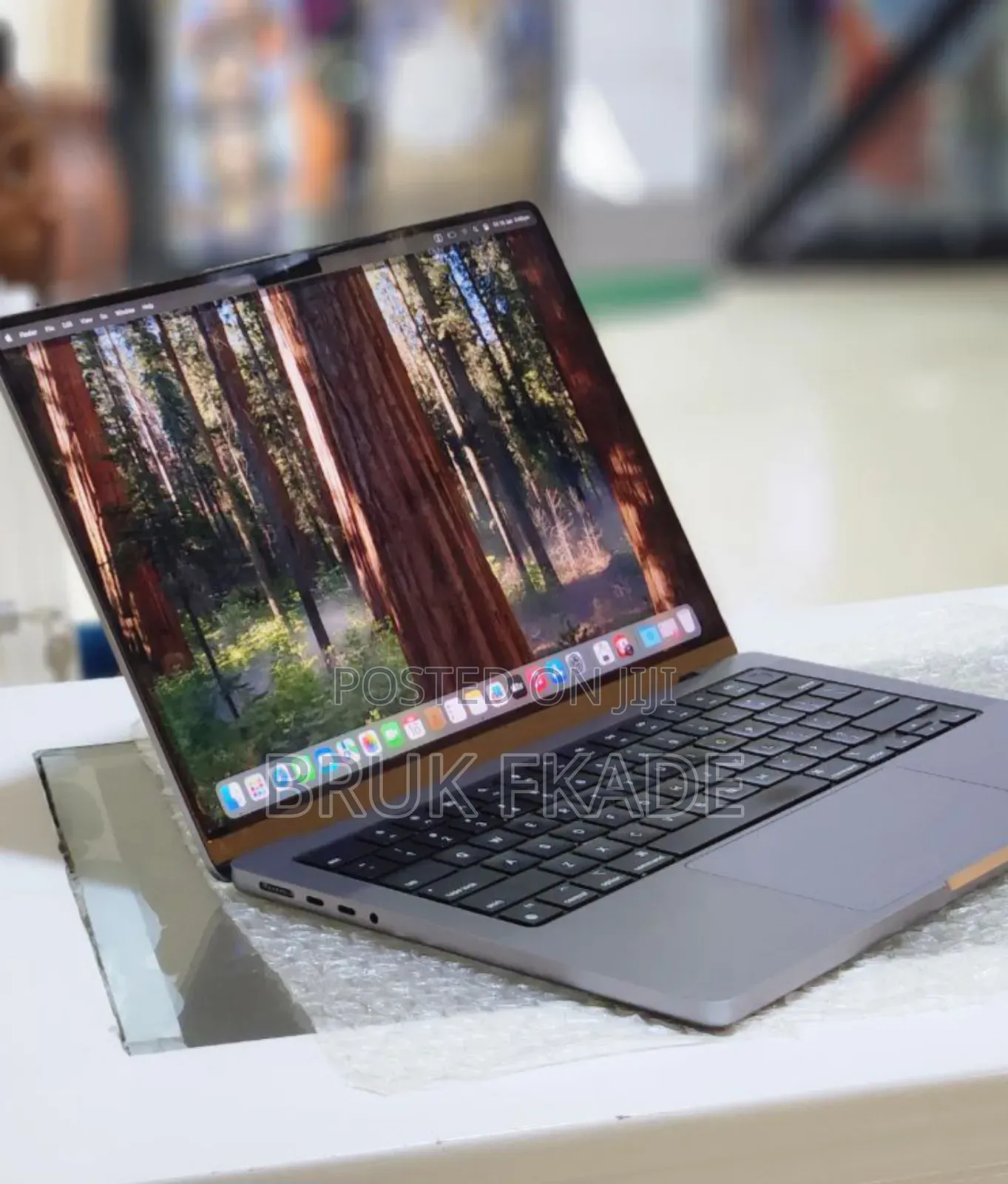 New Laptop Apple MacBook Pro M1 16GB Apple M1 SSD 512GB