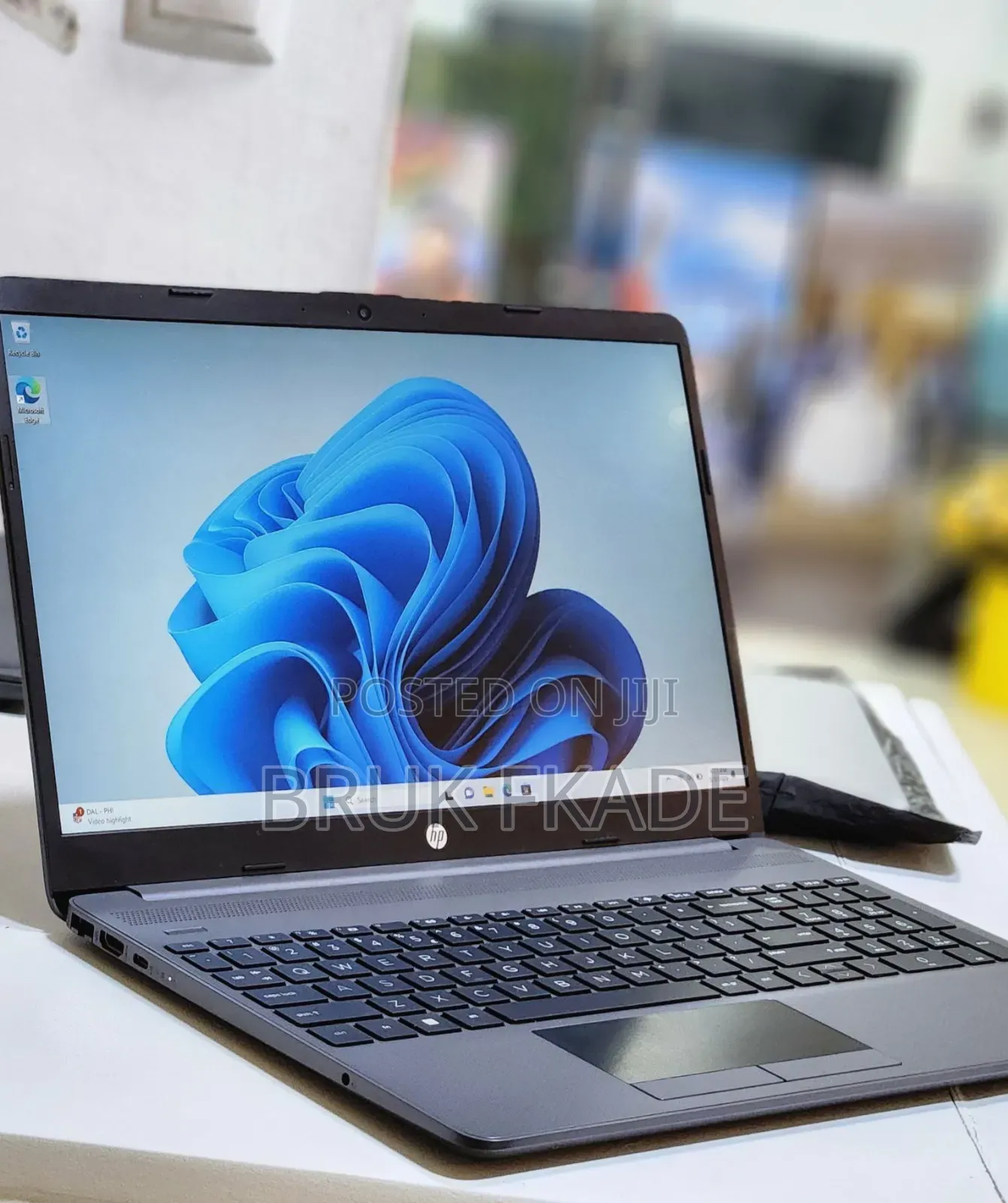 New Laptop HP Stream Notebook 16GB Intel Core I5 SSD 512GB