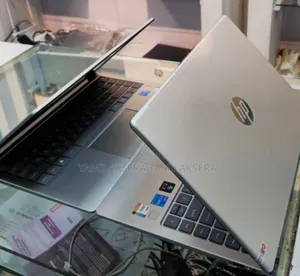 New Laptop HP Stream Notebook 16GB Intel Core I5 SSD 1T