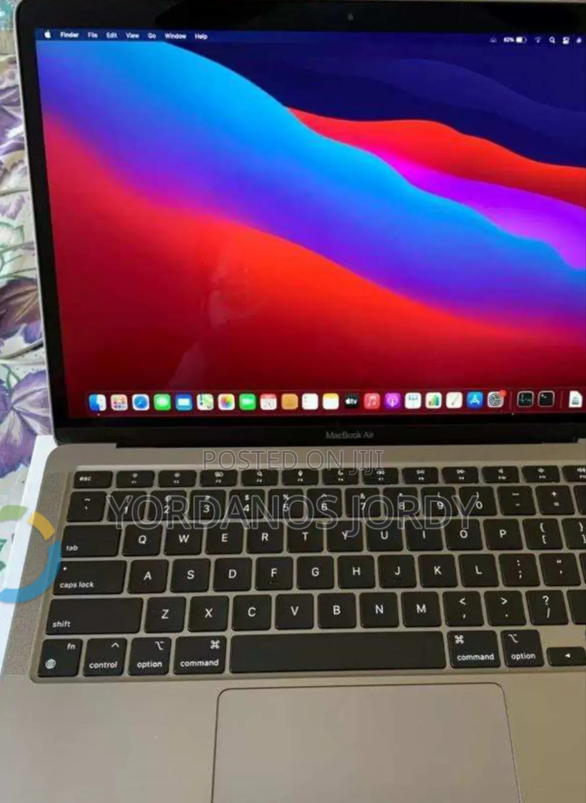 New Laptop Apple MacBook Air 2020 M1 8GB Apple M1 SSD 256GB