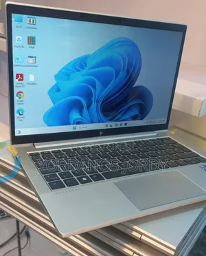 New Laptop HP EliteBook 840 G8 16GB Intel Core I5 SSD 512GB