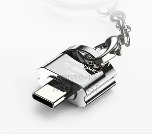 Type-C to Usb Hub for Flash Card Read Adapter With a Keychain Loop