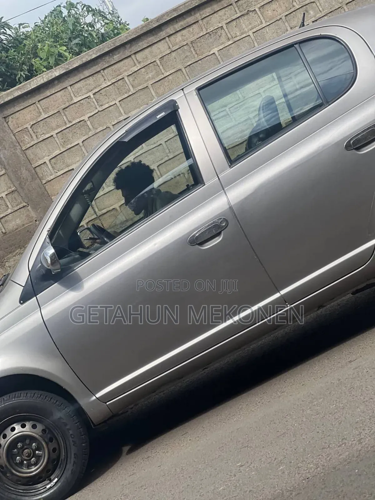 Toyota Yaris 2004 Gray