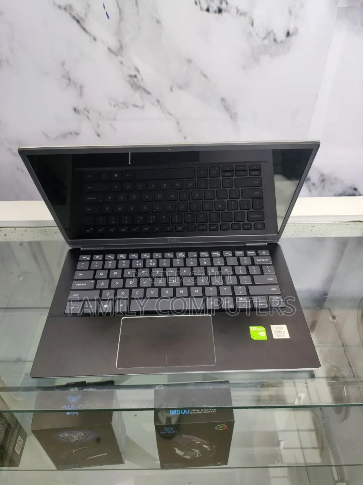 New Laptop Dell Vostro 1014 8GB Intel Core I7 SSD 512GB