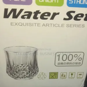 ጠንካራ የውስኪ ብርጭቆ Y