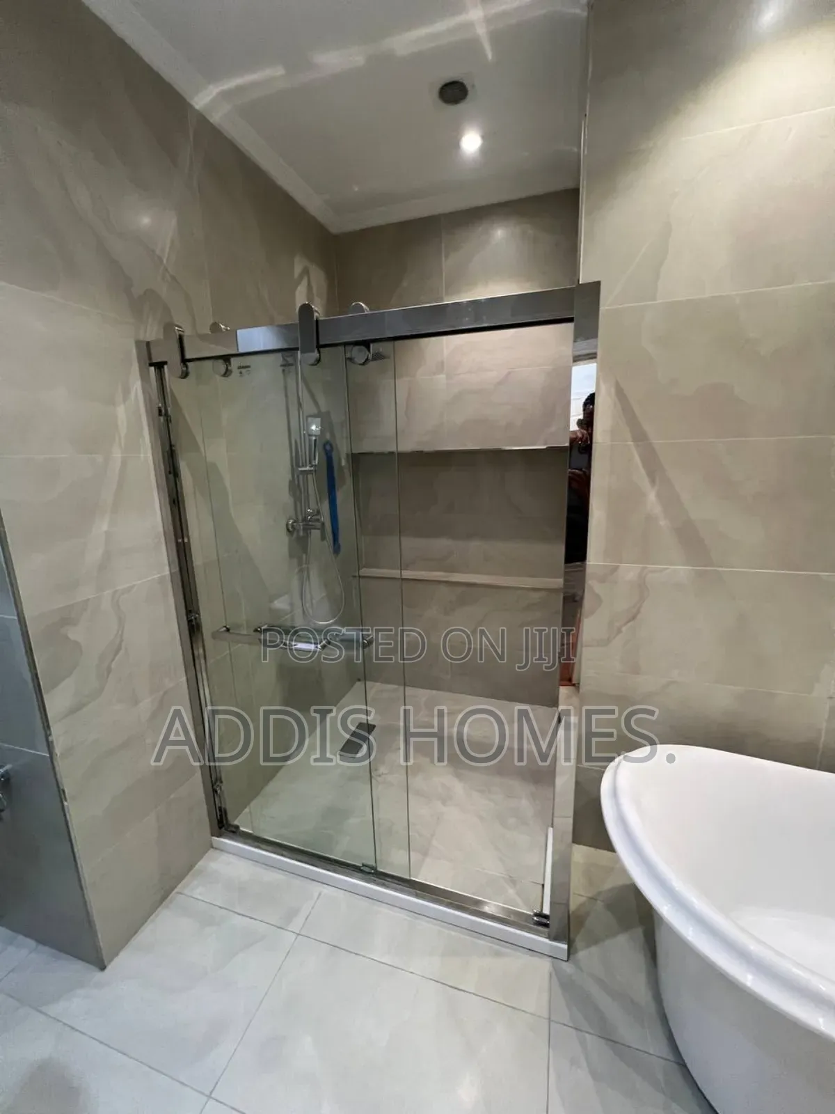 Furnished 4bdrm Apartment in Bole for rent