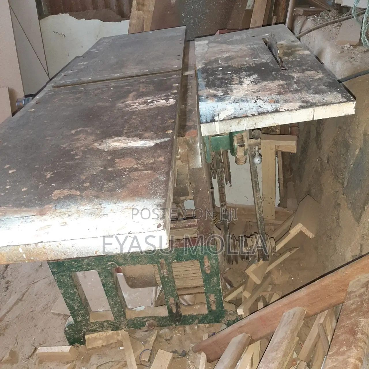Woodworking Planer and Thicknesser