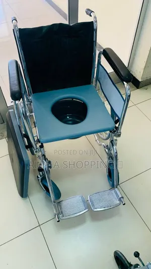 Wheelchair Toilet And Shower /ሽንት ቤት መጠቀሚያ ያለው ዊልቸር 150kg