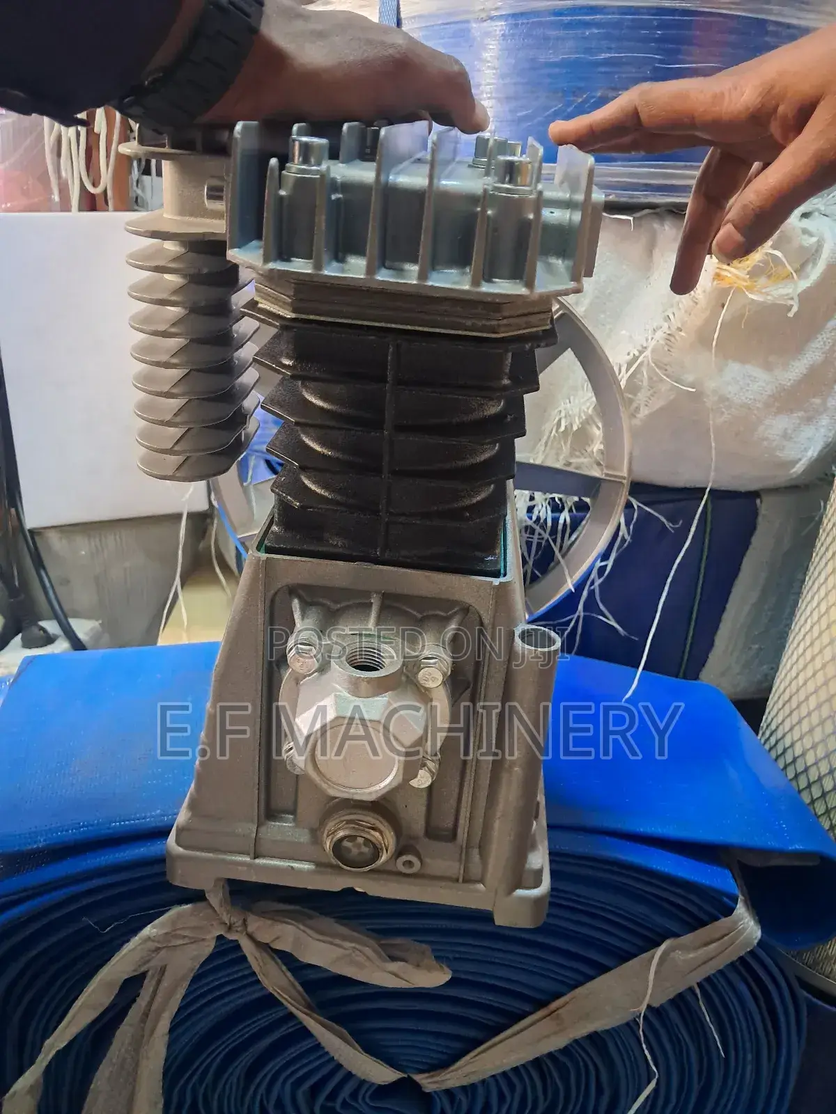 Compressor Head