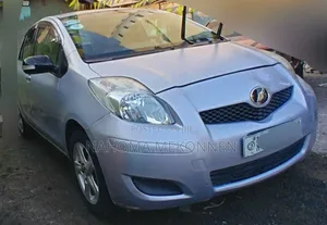 Toyota Yaris 2010 Pink