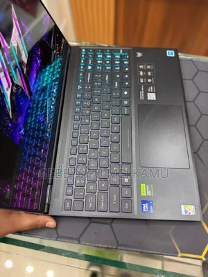 New Laptop Acer Predator Helios Neo 16 32GB Intel Core Ultra 9 SSD 1T