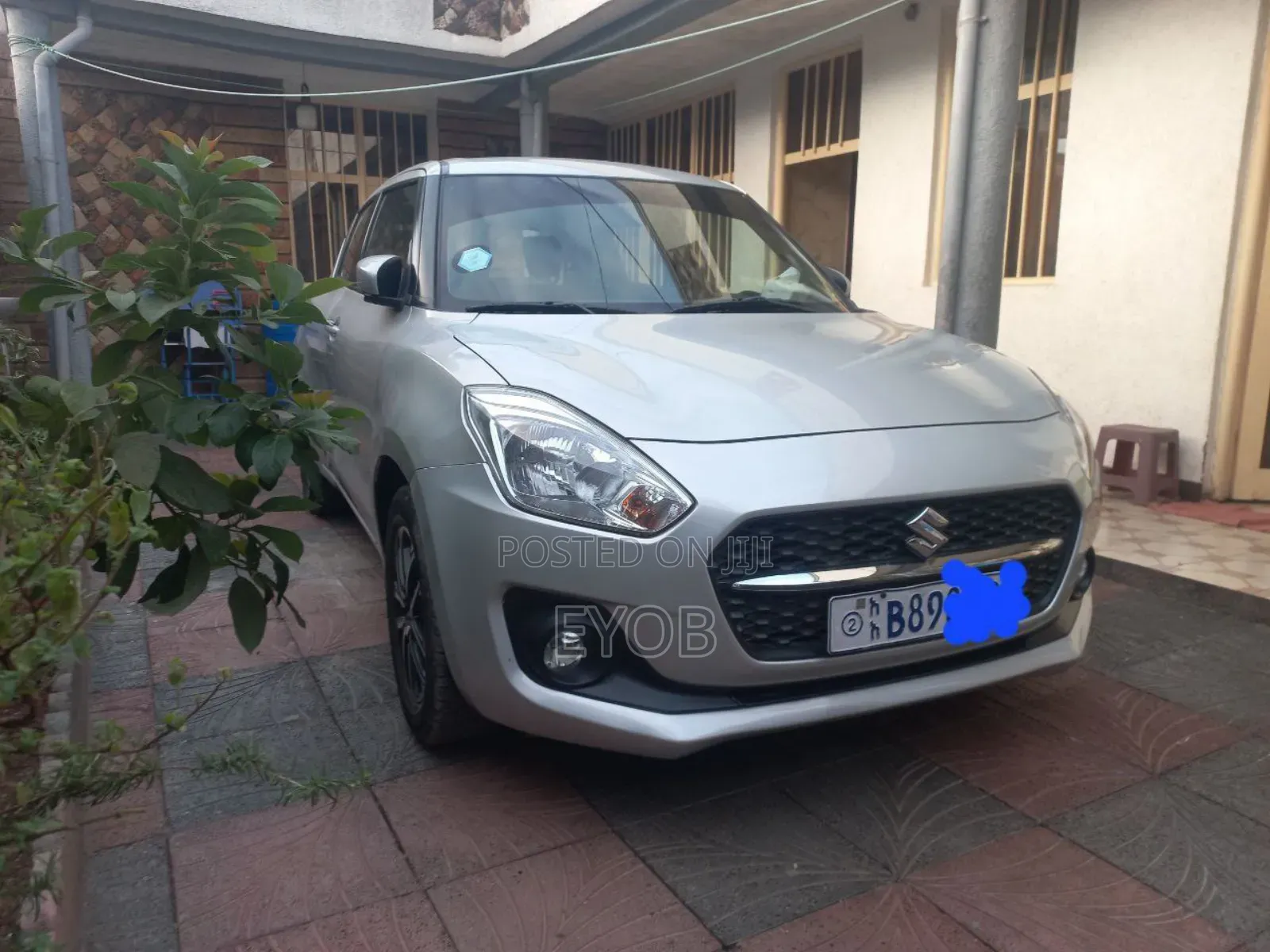 Suzuki Swift 2021 Silver