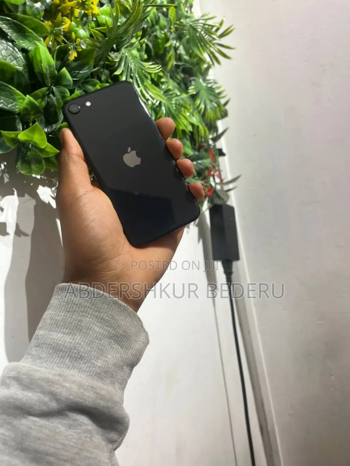 Apple iPhone SE 64 GB Blue