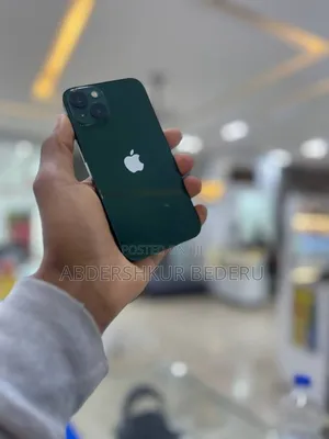 Apple iPhone 13 128 GB Green