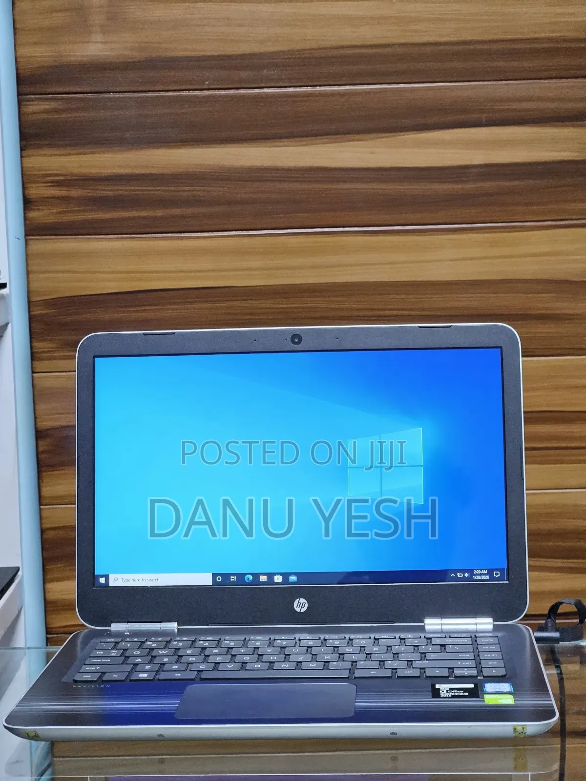 New Laptop HP Pavilion 15 8GB Intel Core I5 SSD 256GB