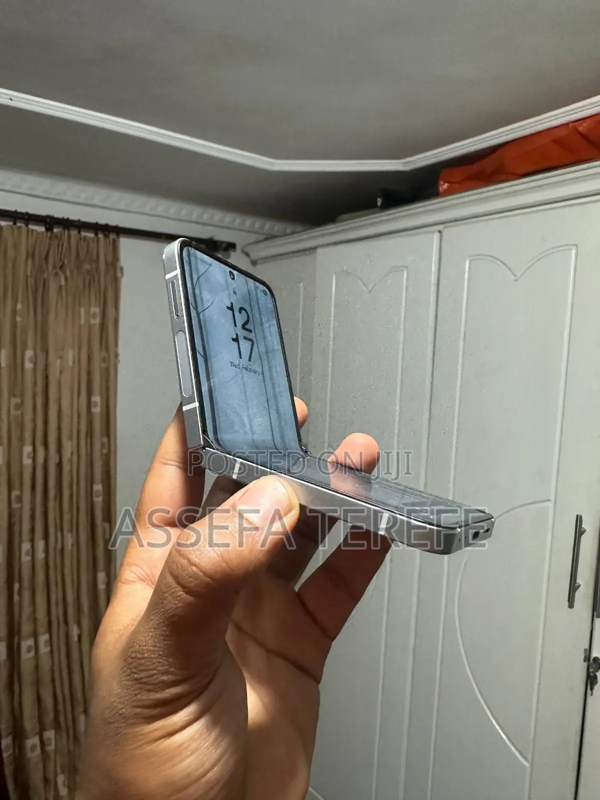 Samsung Z 16 GB Gray