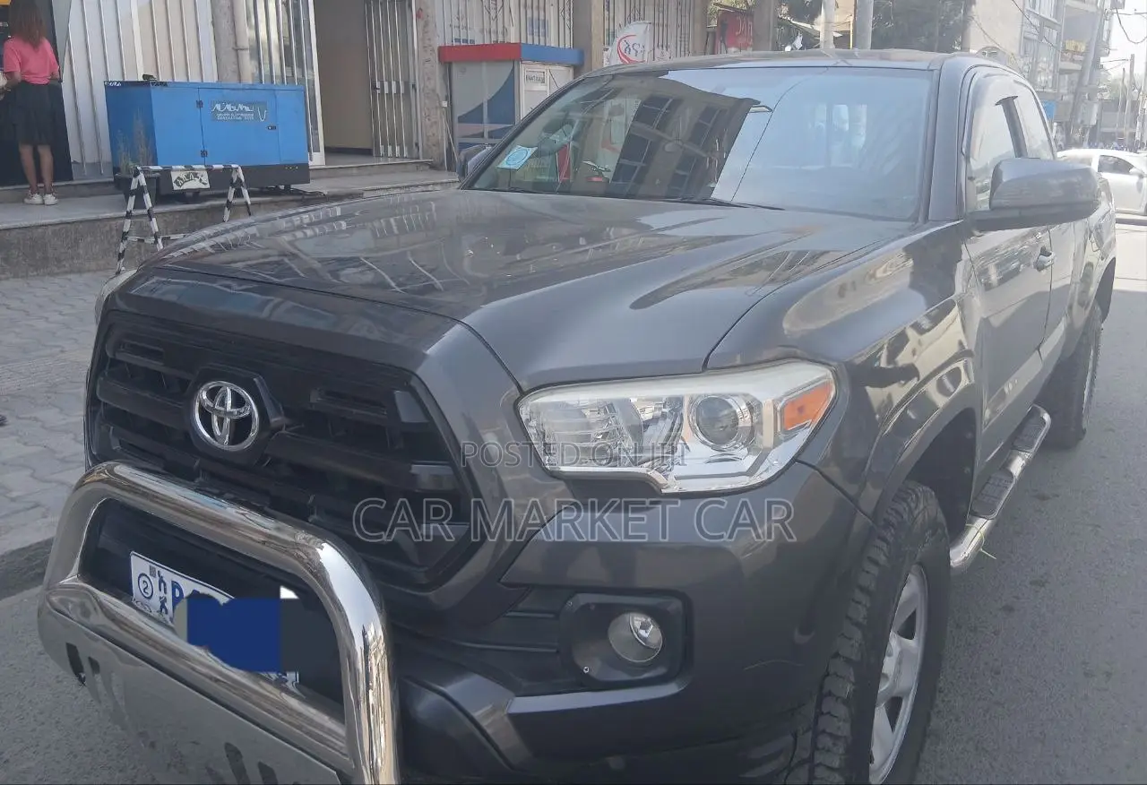 Toyota Tacoma 4dr Double Cab 2016 Black