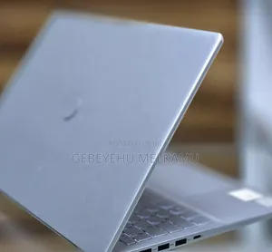 New Laptop Dell 16GB Intel Core I7 SSD 512GB