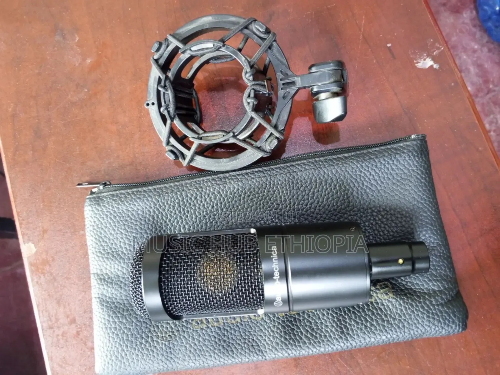 Audio-Technica At2035 Cardioid Condenser Studio Microphone