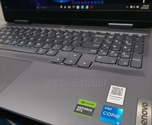 New Laptop Lenovo LOQ 15IRH8 16GB Intel Core I5 SSD 512GB
