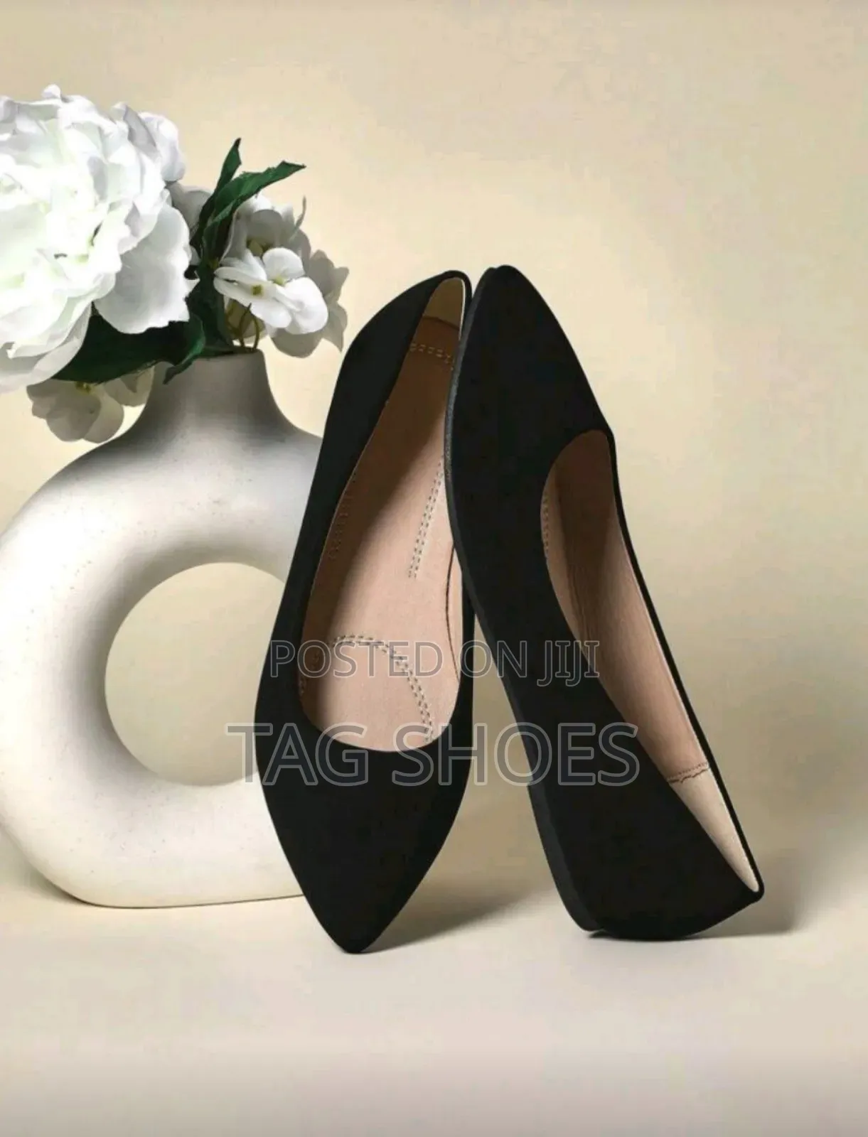 Women's Stunning Black Shoes