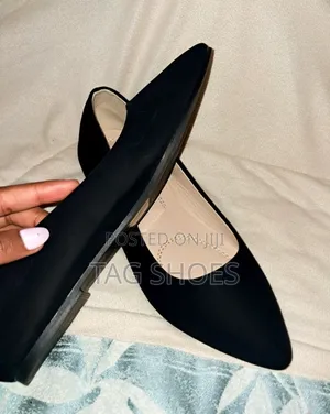 Women's Stunning Black Shoes