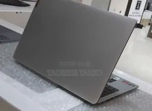 New Laptop Lenovo 8GB AMD Ryzen 5 SSD 512GB