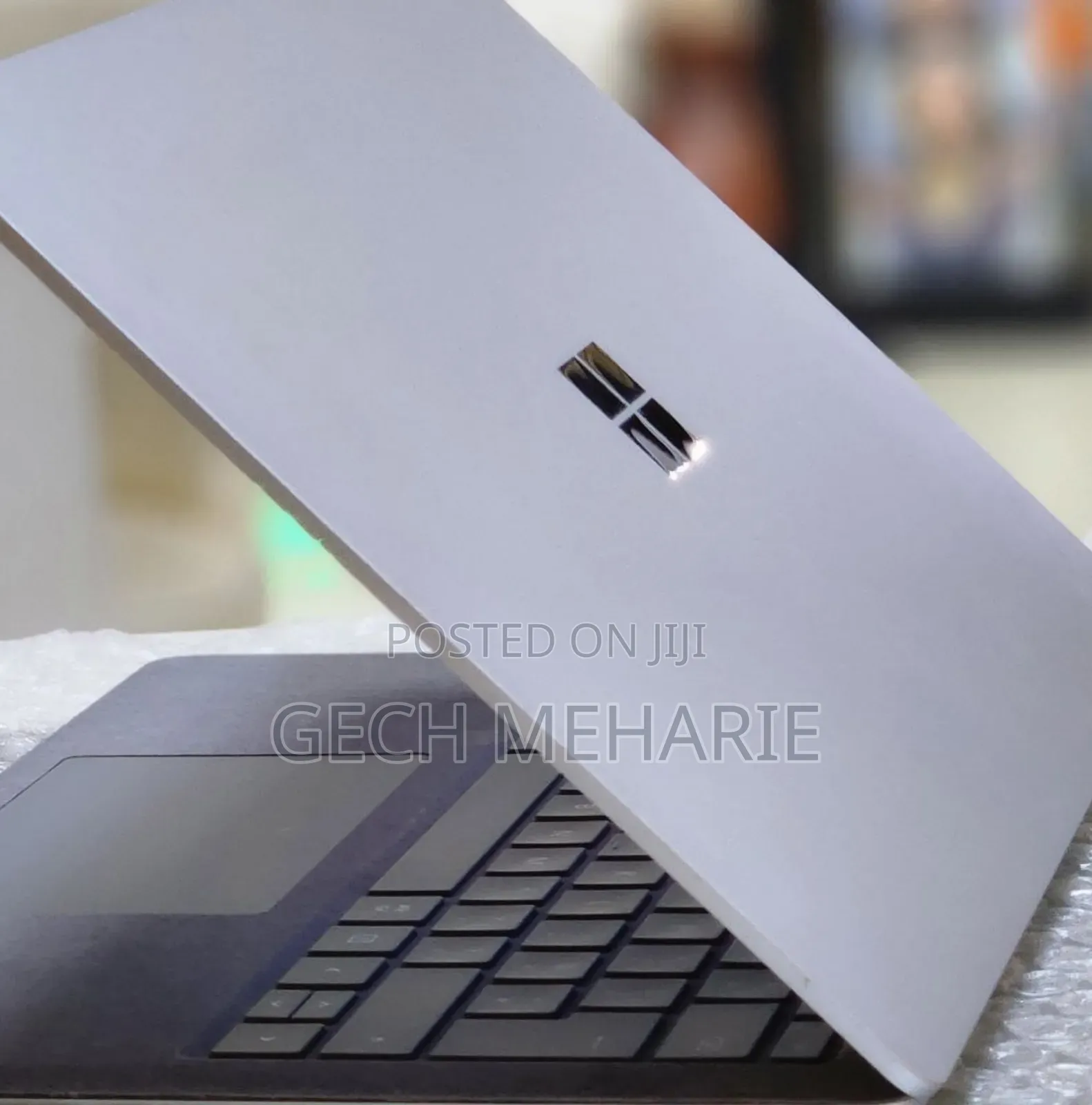 New Laptop Microsoft Surface 8GB Intel Core I5 SSD 512GB