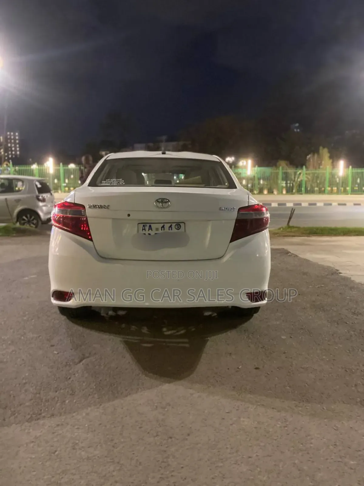 Toyota Yaris 2013 White