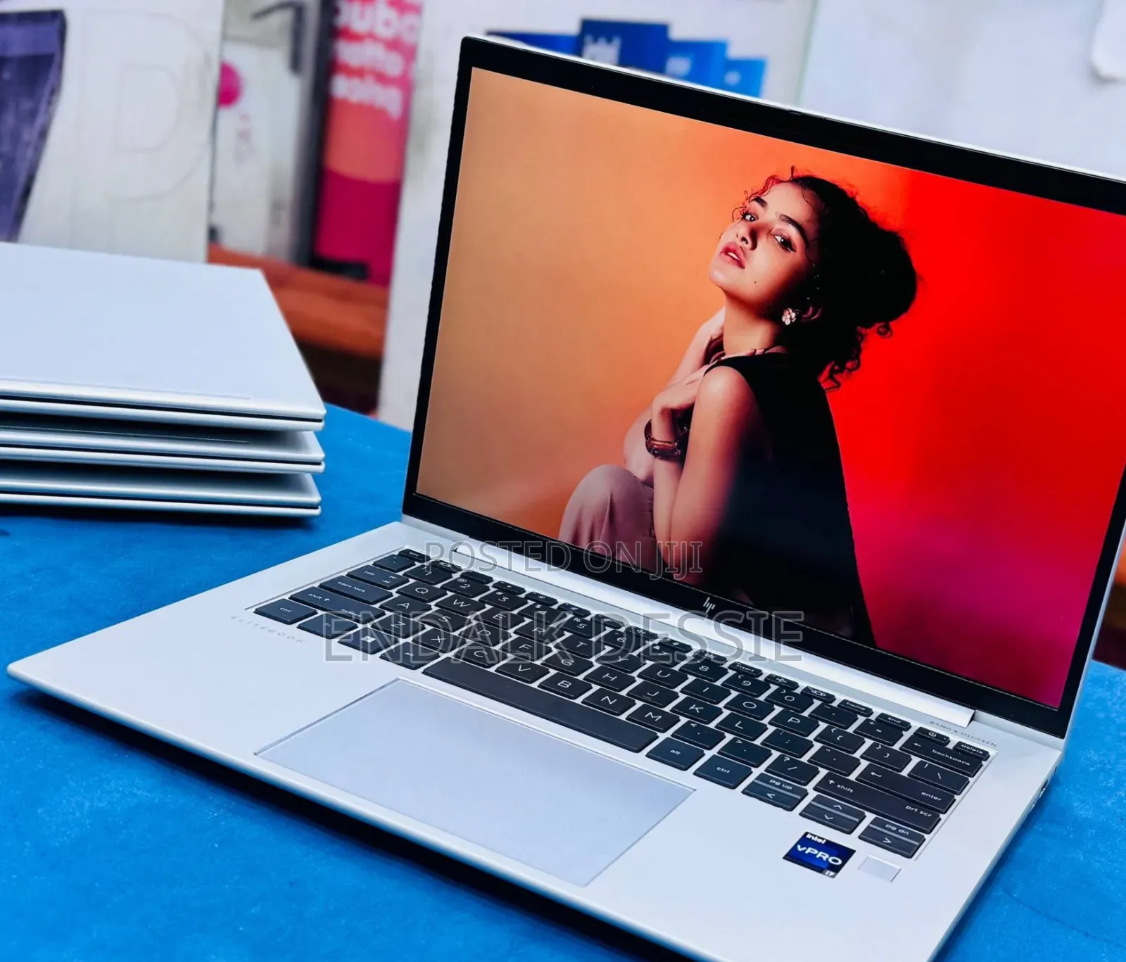 New Laptop HP EliteBook 840 G9 16GB Intel Core I7 SSD 512GB