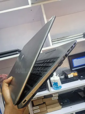 New Laptop HP 14-Dq1025cl 4GB Intel Core I3 HDD 500GB