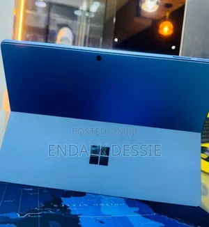 New Laptop Microsoft Surface Pro 9 8GB Intel Core I5 SSD 256GB