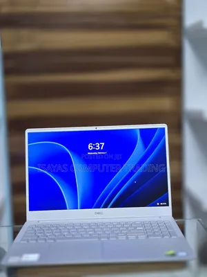 New Laptop Dell Inspiron 15 16GB Intel Core I7 SSD 512GB
