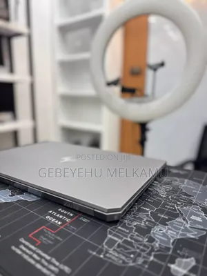 New Laptop HP ZBook Studio G5 16GB Intel Core I7 SSD 512GB