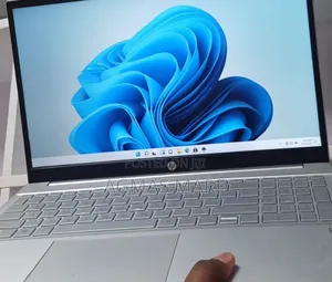 New Laptop HP Pavilion 15 12GB Intel Core I5 SSD 512GB