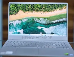 New Laptop Dell Inspiron 15 16GB Intel Core I7 SSD 512GB