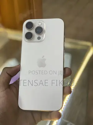 New Apple iPhone 16 Pro Max 256 GB Gold