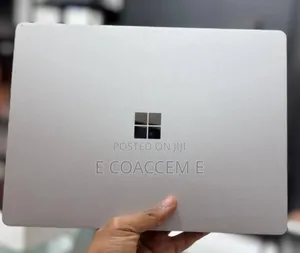 New Laptop Microsoft Surface Go 8GB Intel Core I5 SSD 256GB