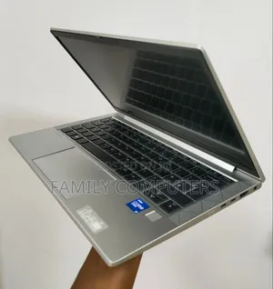 New Laptop HP EliteBook 830 G8 16GB Intel Core I5 SSD 512GB