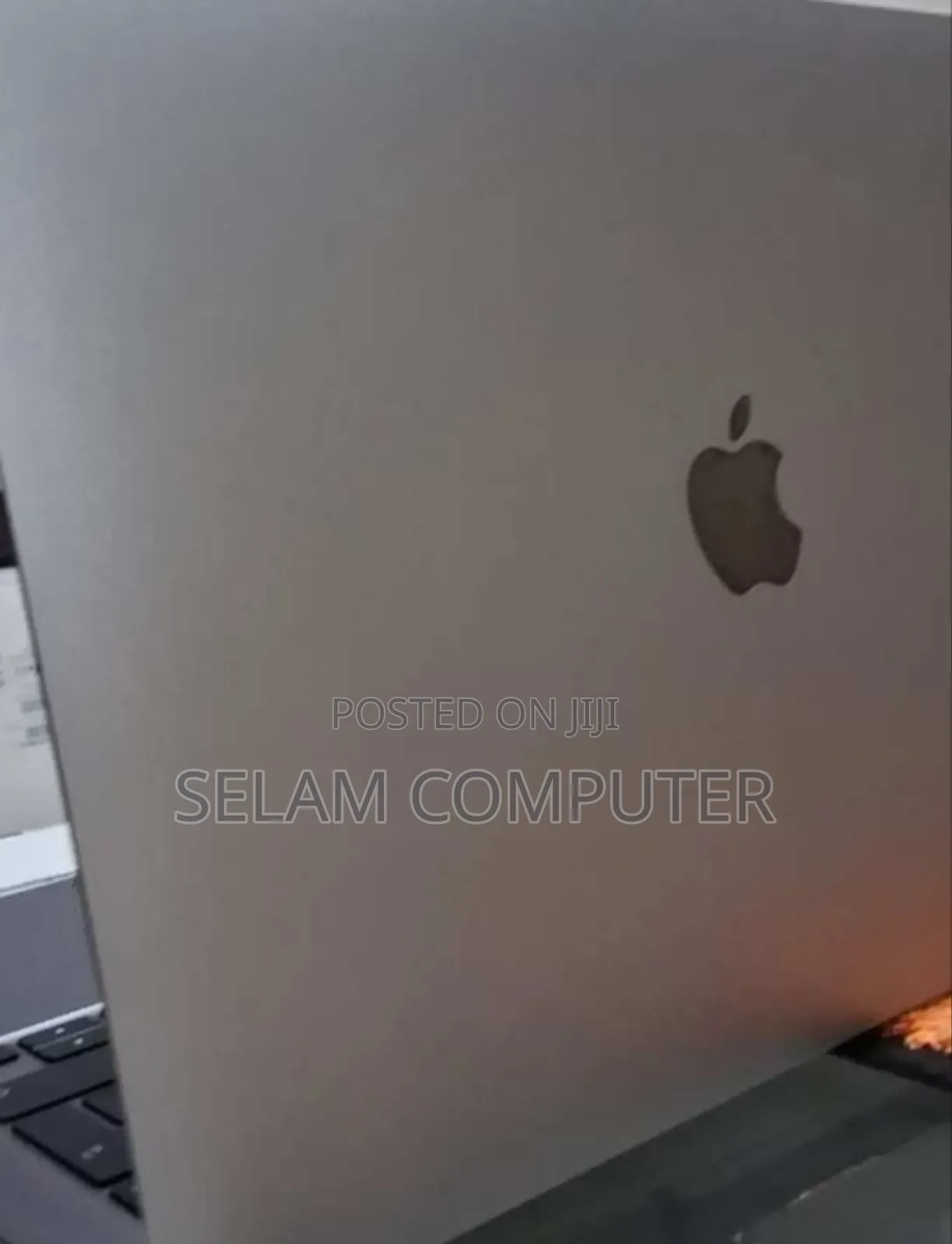 New Laptop Apple MacBook Air 2020 M1 8GB Apple M1 SSD 256GB