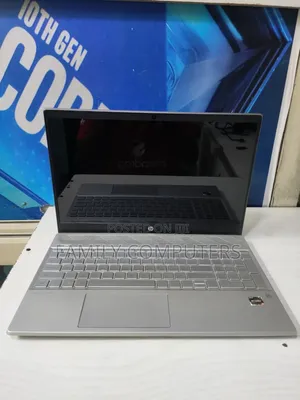 New Laptop HP Pavilion 15 8GB AMD Ryzen 3 SSD 256GB