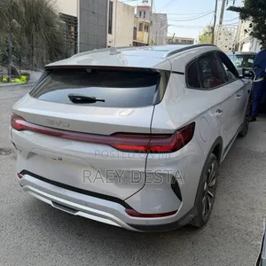 BYD Song Plus 2025 Off white