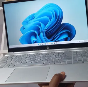 New Laptop HP Pavilion 15 12GB Intel Core I5 SSD 512GB