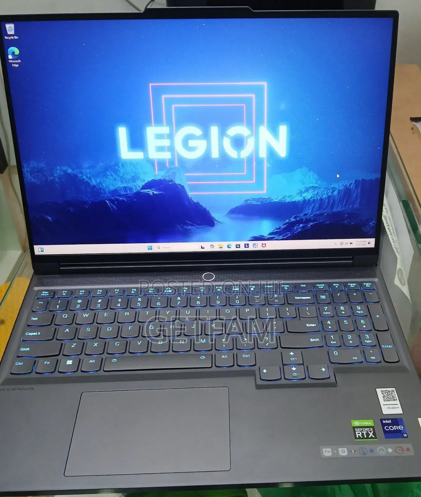 New Laptop Lenovo Legion 7 16GB Nvidia SSD 1T
