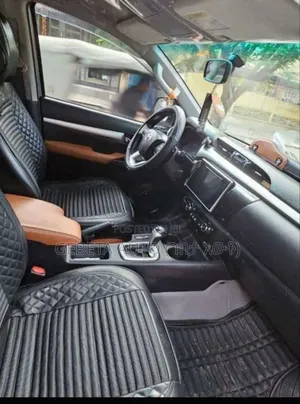 Toyota Hilux Revo Double Cab Deisel 2.8 RWD 2020