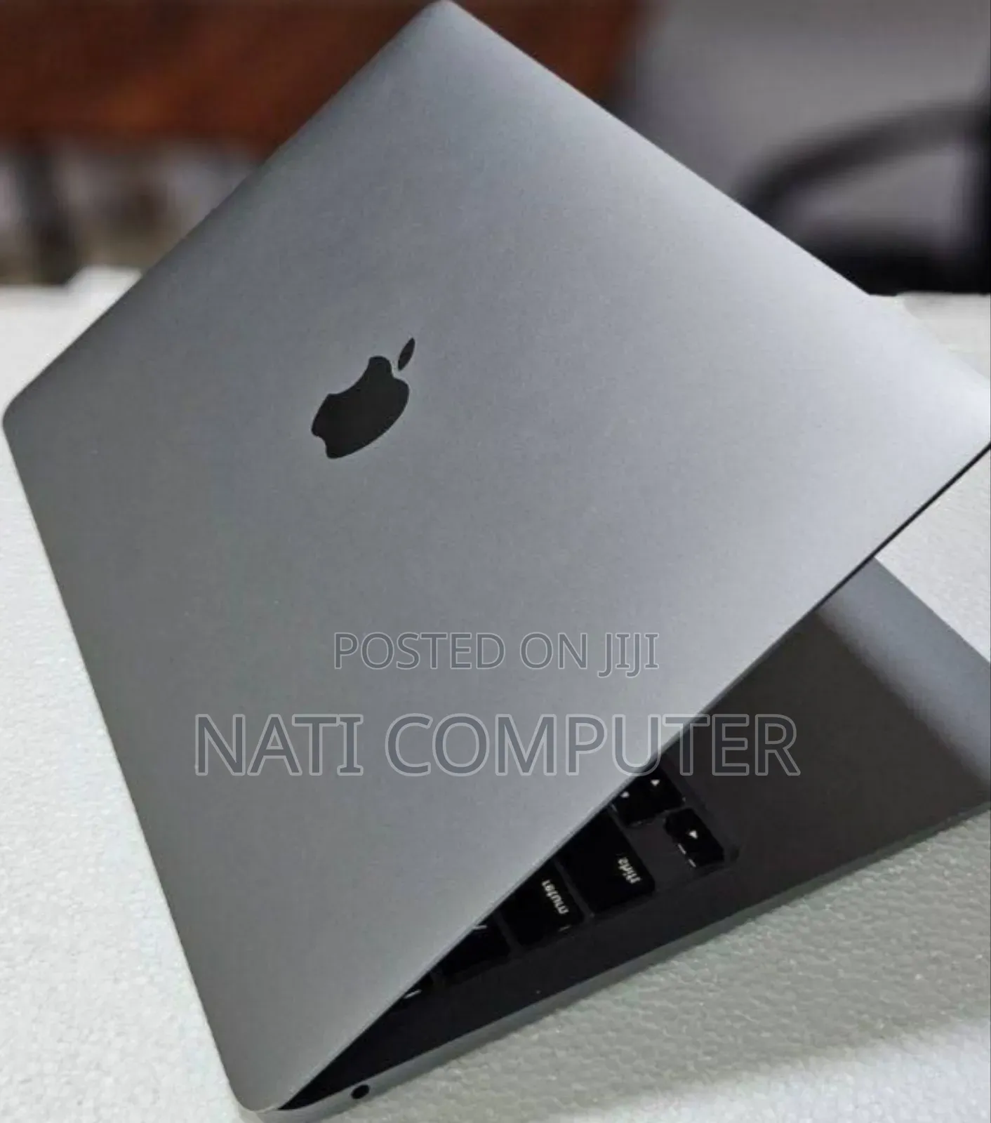 New Laptop Apple MacBook Air 2020 M1 8GB Apple M1 SSD 256GB