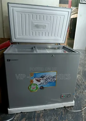 Everest Chest Freezer 260 Deep Fridge
