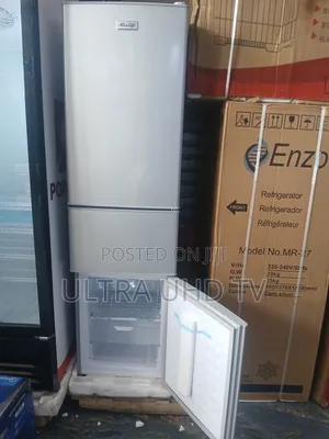 Naziif Refrigerator,270l Likely a Chigo or Similar Brand Model Mr-17