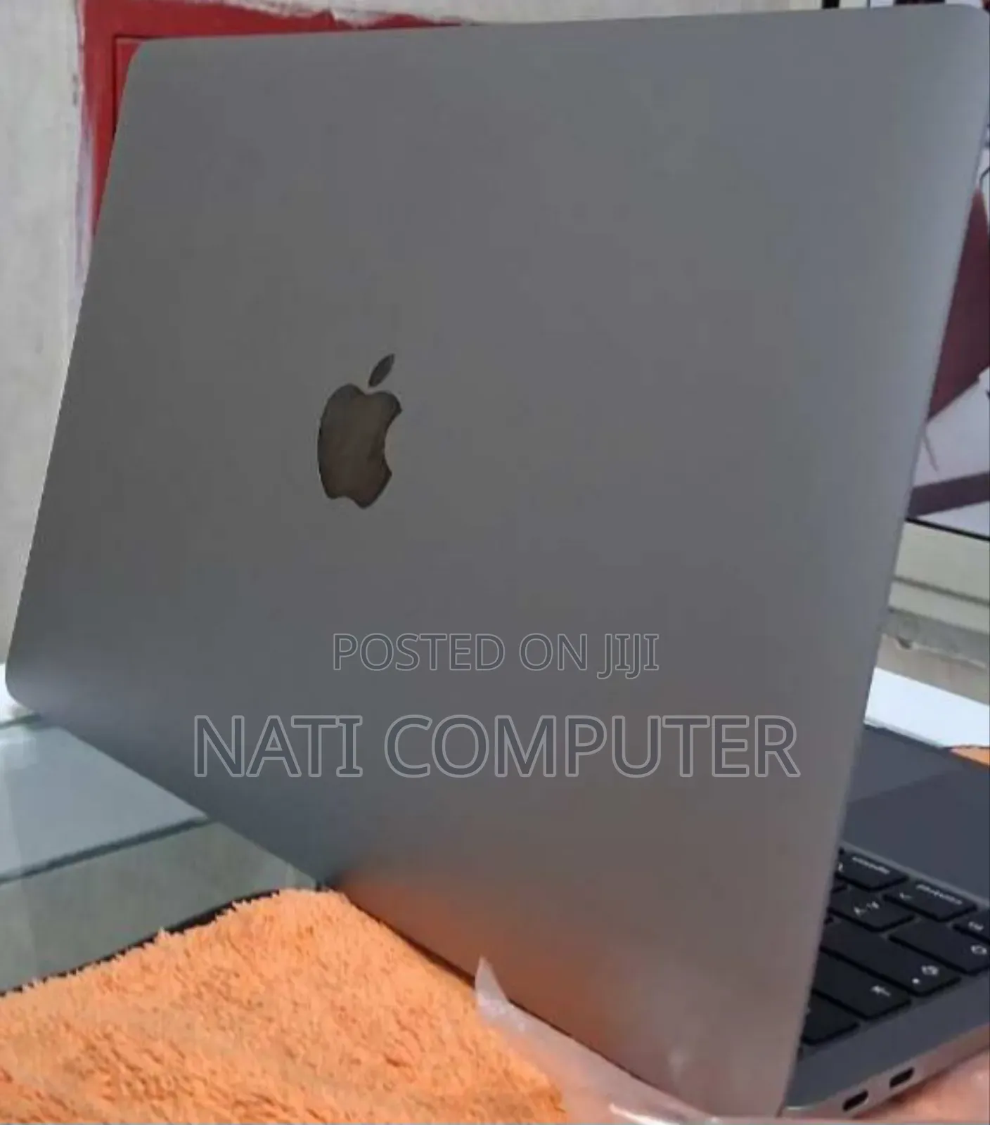 New Laptop Apple MacBook Air 2020 M1 8GB Apple M1 SSD 256GB
