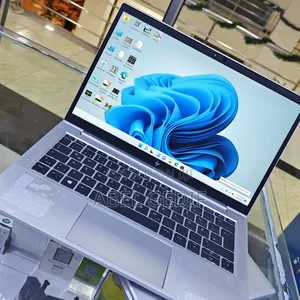 New Laptop HP EliteBook 845 G7 16GB AMD Ryzen 5 SSD 512GB